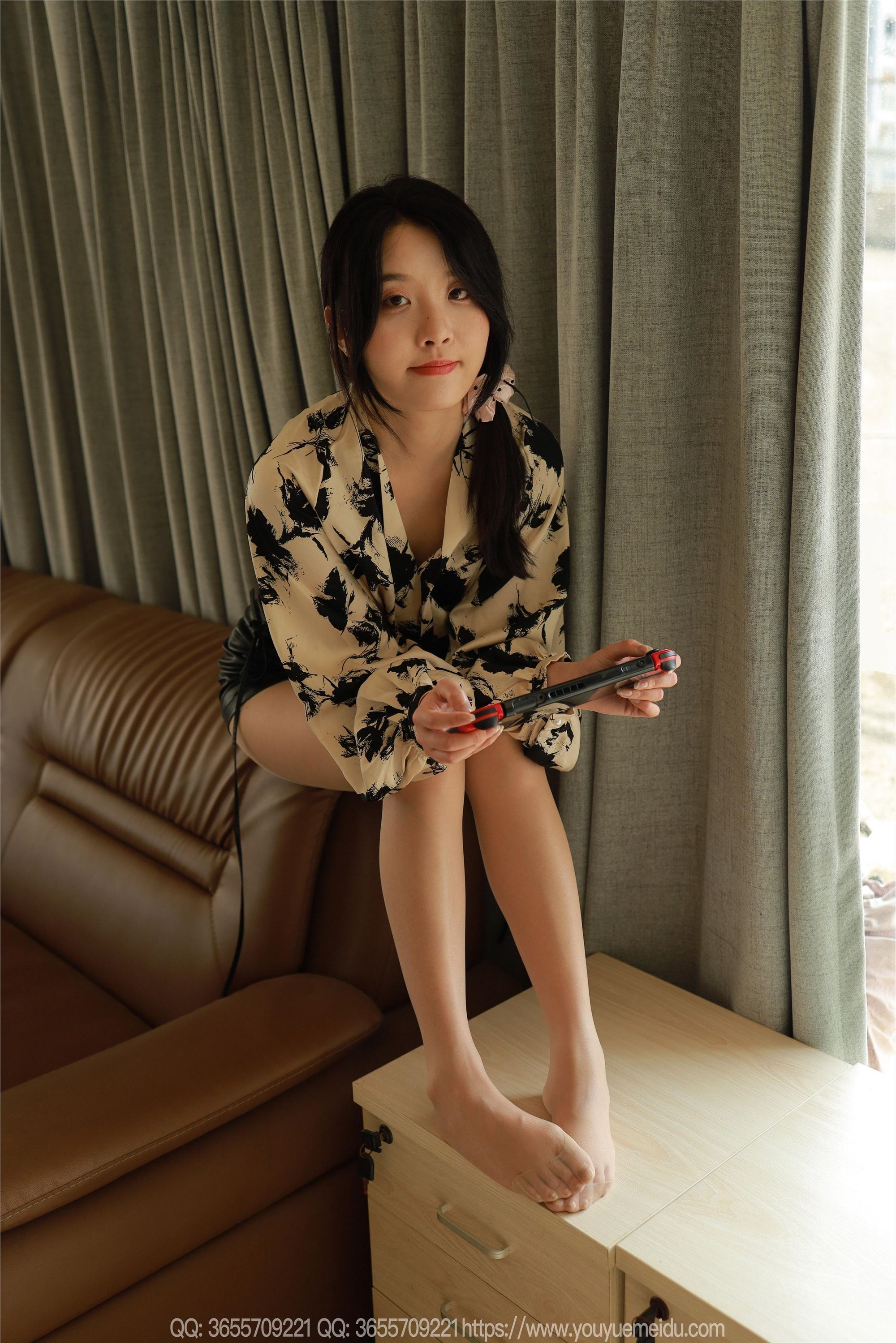 IESS异思趣向  2025.04.04 丝享家 2019 婉萍《双脚成行（下）》